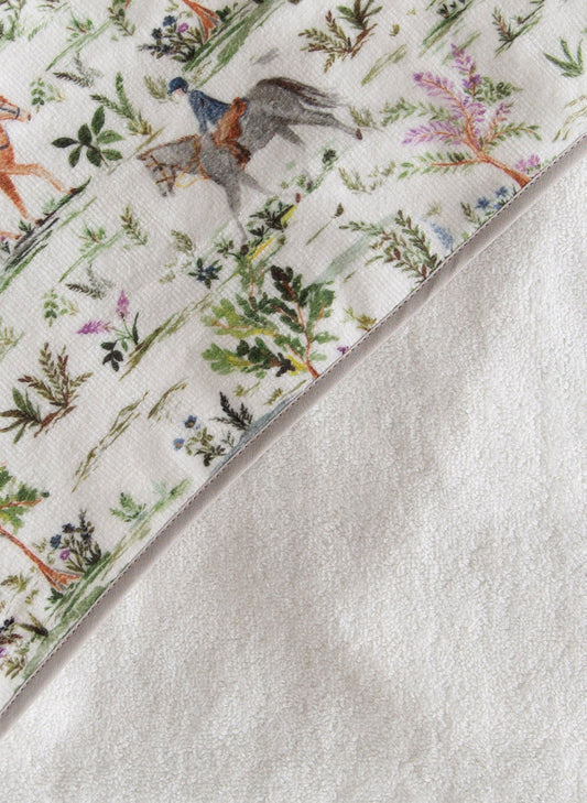 Hunter Pace Hooded Bath Towel