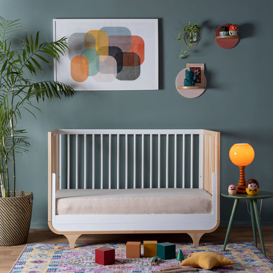 Jolly 3-in-1 Convertible Crib