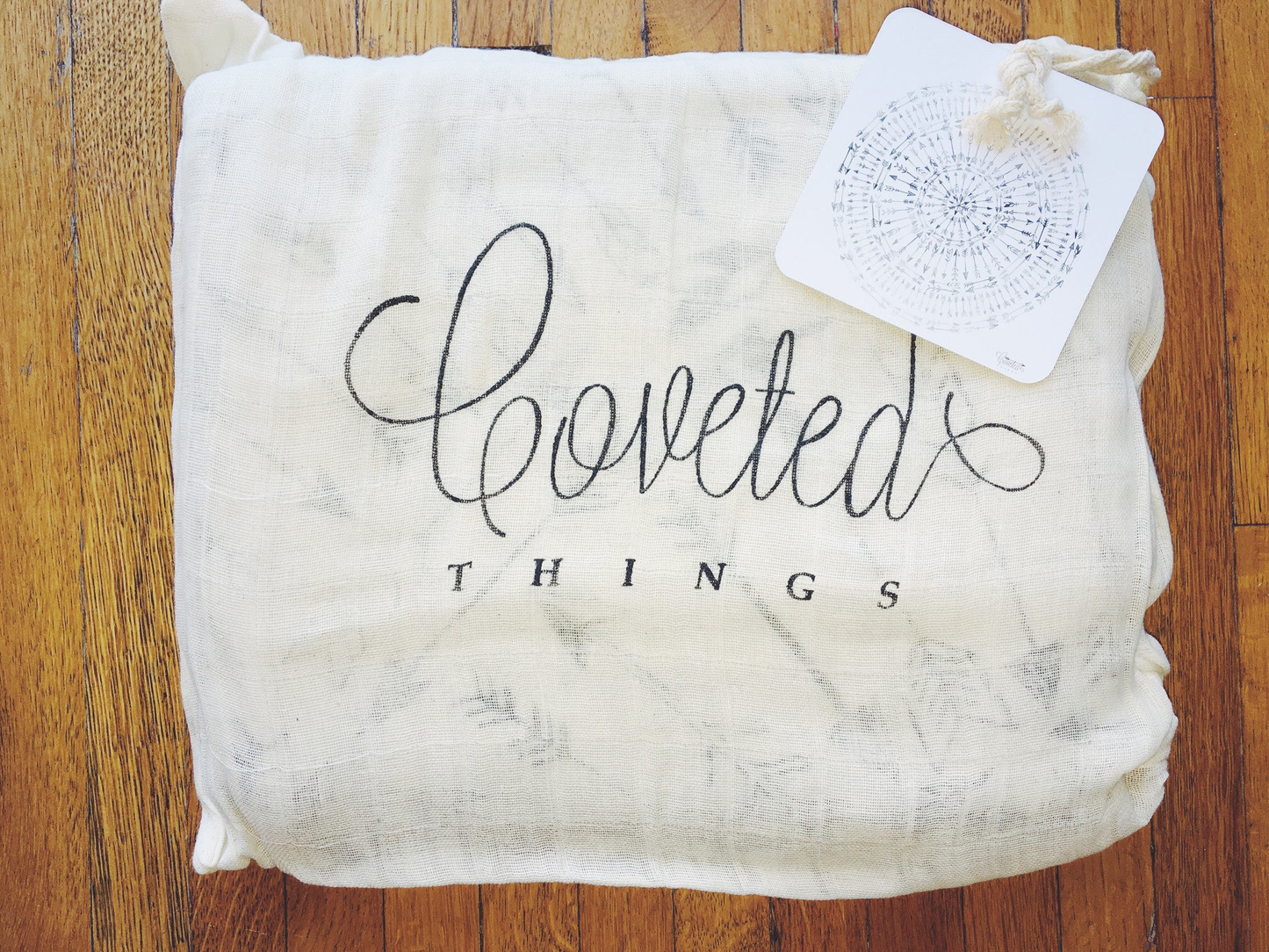 Faded Arrow Happy Cloud Luxury Blanket