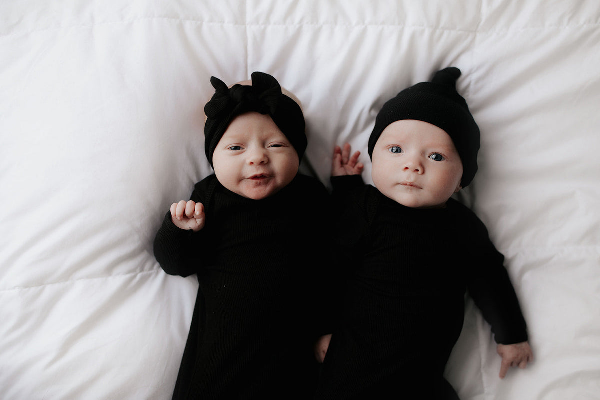 Ribbed Black Knotted Headband