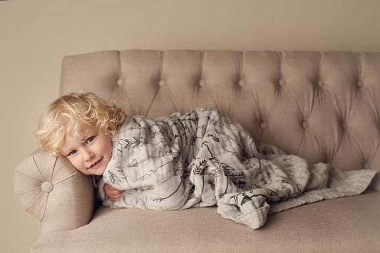 Faded Arrow Happy Cloud Luxury Blanket