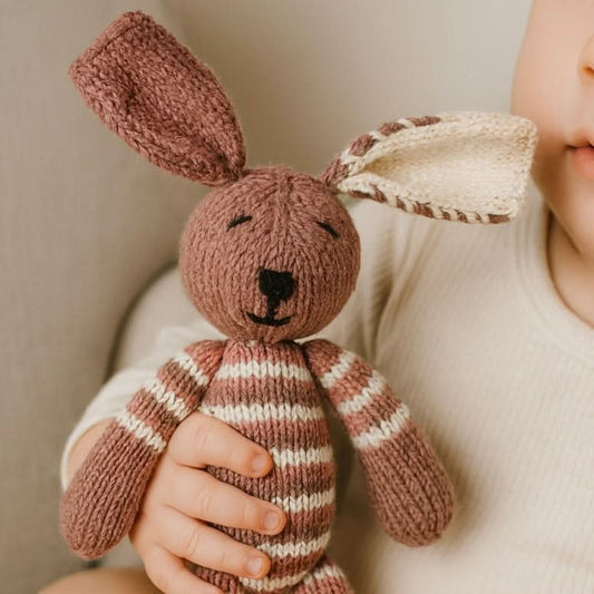 Knit Buddy | Merry the Rabbit