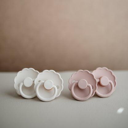 FRIGG Daisy Natural Rubber Pacifier 2-Pack