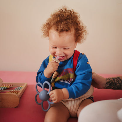 Daisy Rattle Teether