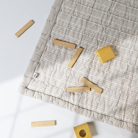 ANNA SABLE LAVE reversible baby blanket