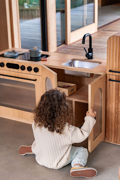 Oak Fluted Sink – Montessori Wooden Play Kitchen