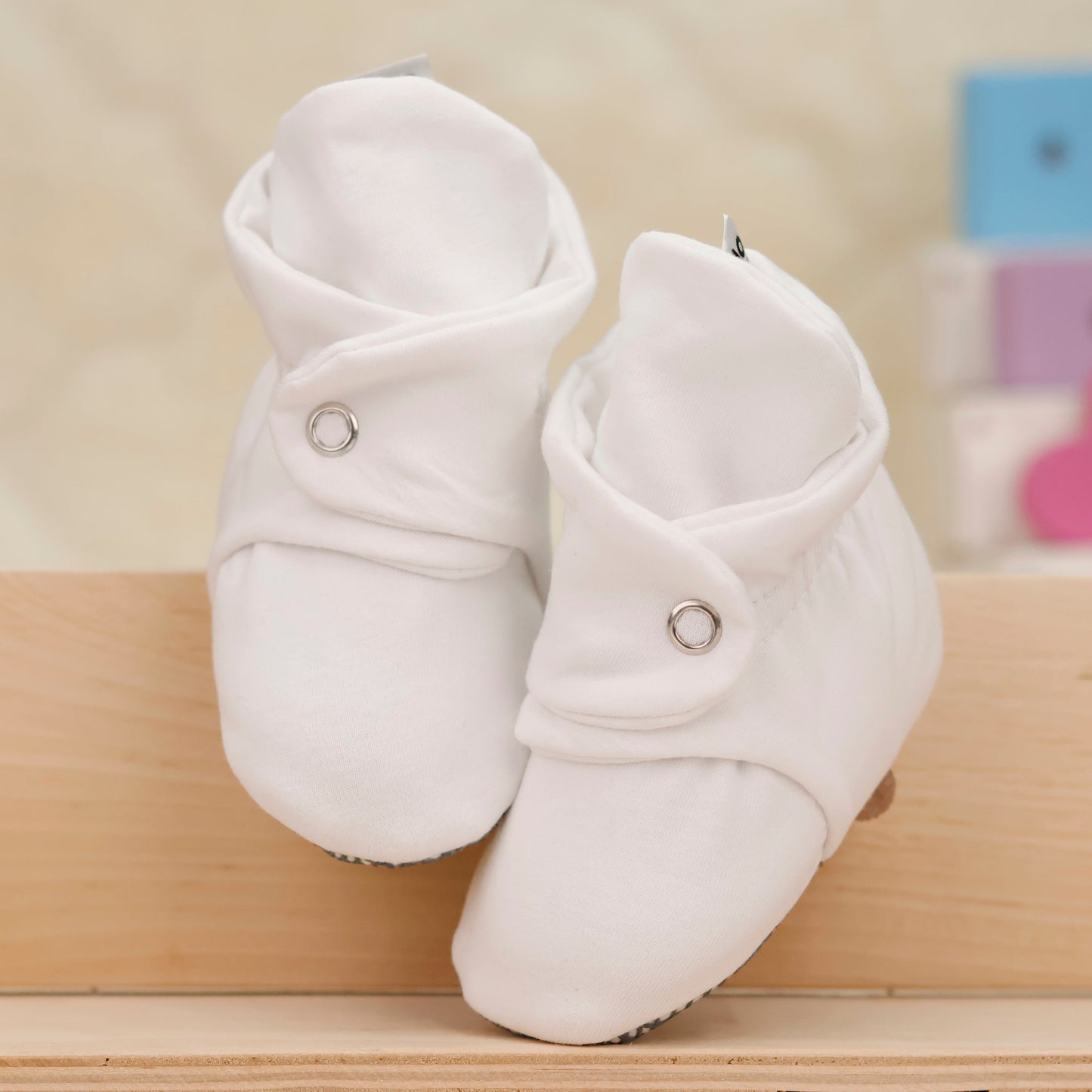 Organic Cotton Baby Booties, Non-Slip Sole, Cotton Newborn Booties Home Nursery Shoes, White