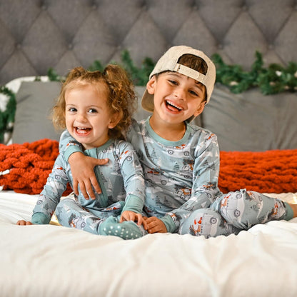 Cruisin' to Christmas 2pc Bamboo Pajamas *12-18m left