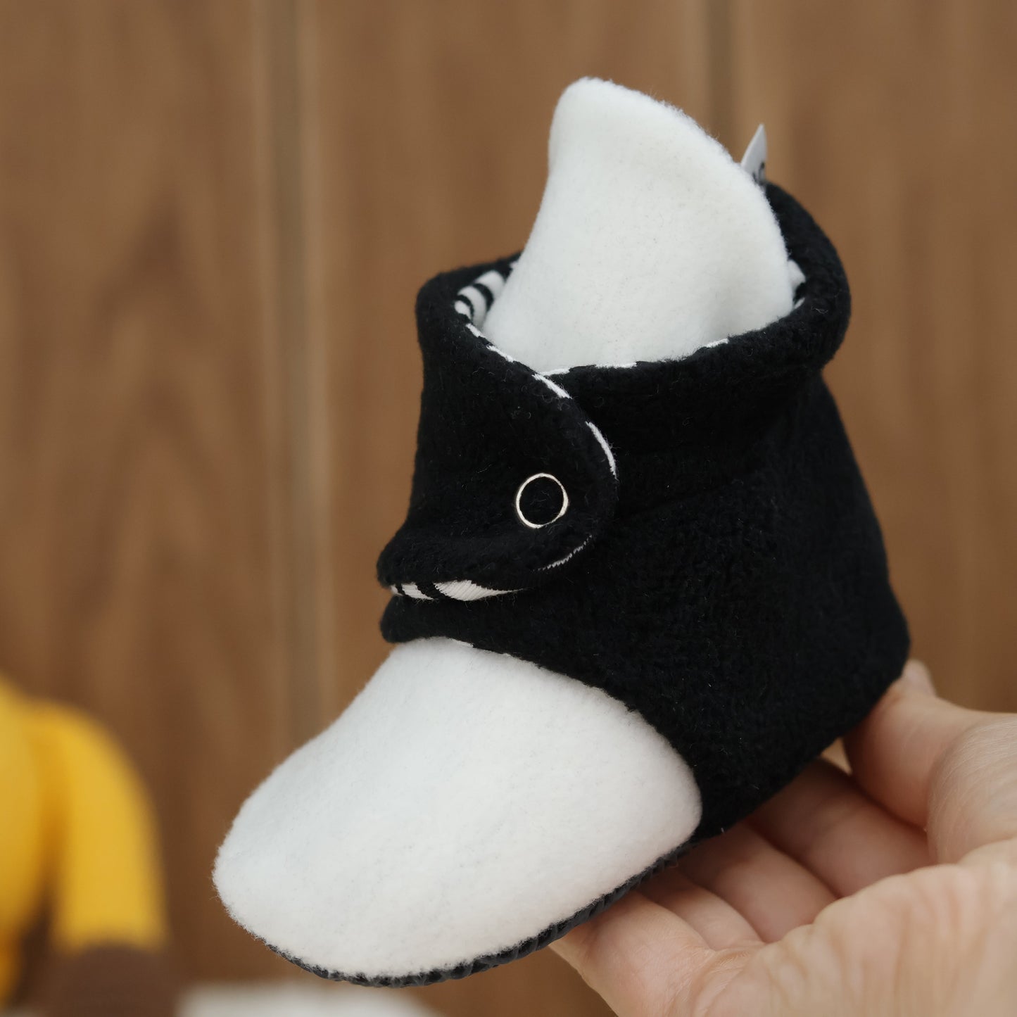 Anti-Slip Sole, Fleece Baby Booties, Newborn Home Booties, Sweat Proof Organic Cotton Lining, Black White