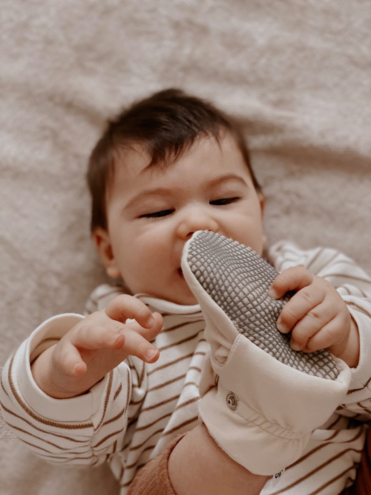Organic Cotton Baby Booties, Non-Slip Sole, Cotton Newborn Booties Home Nursery Shoes, Beige