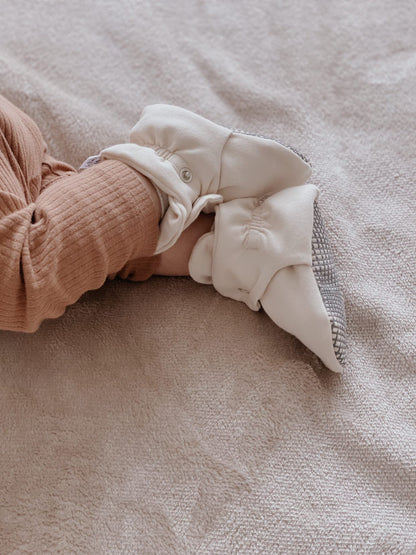Organic Cotton Baby Booties, Non-Slip Sole, Cotton Newborn Booties Home Nursery Shoes, Beige