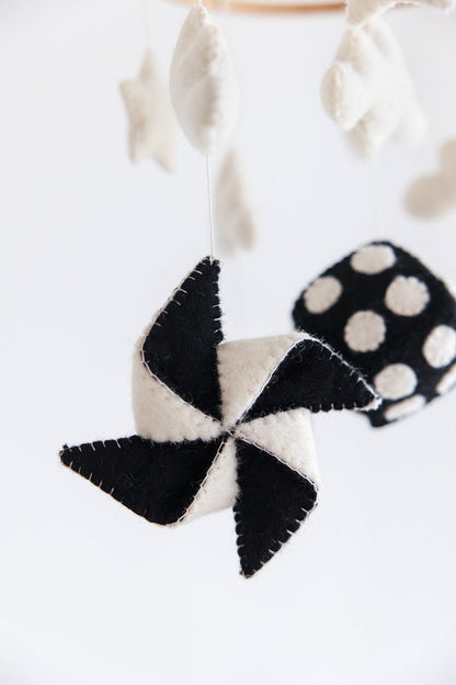 Black and White Crib Mobile