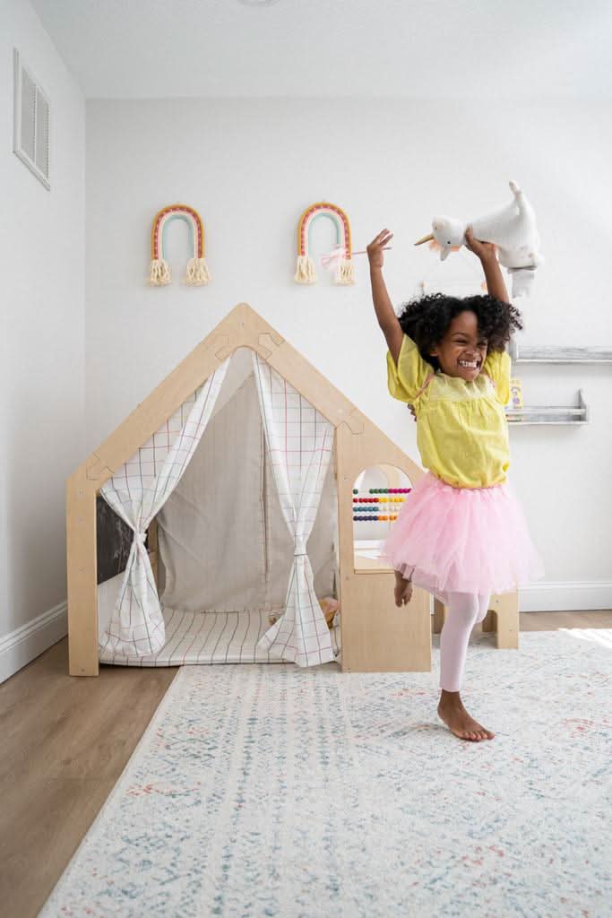 Flair | Playhouse & Sensory Desk - Balloons