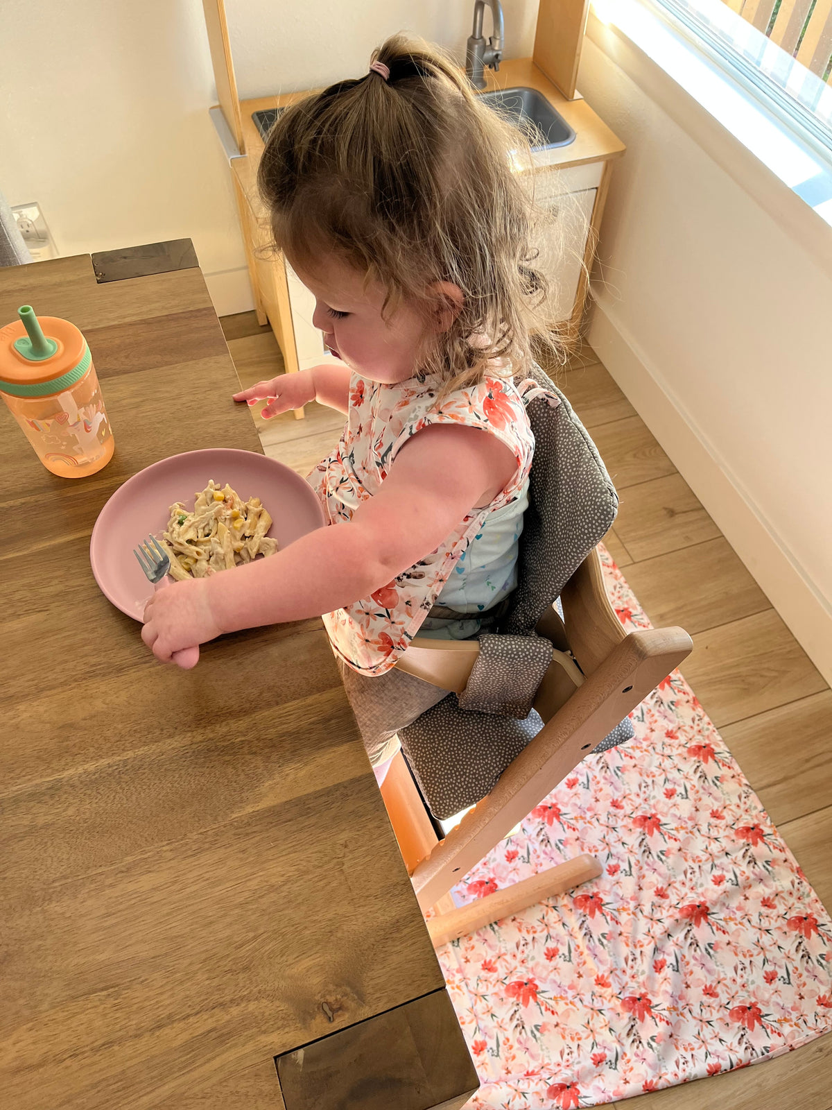 Peachy Dreams Splash Mat - A Waterproof Catch-All for Highchair Spills