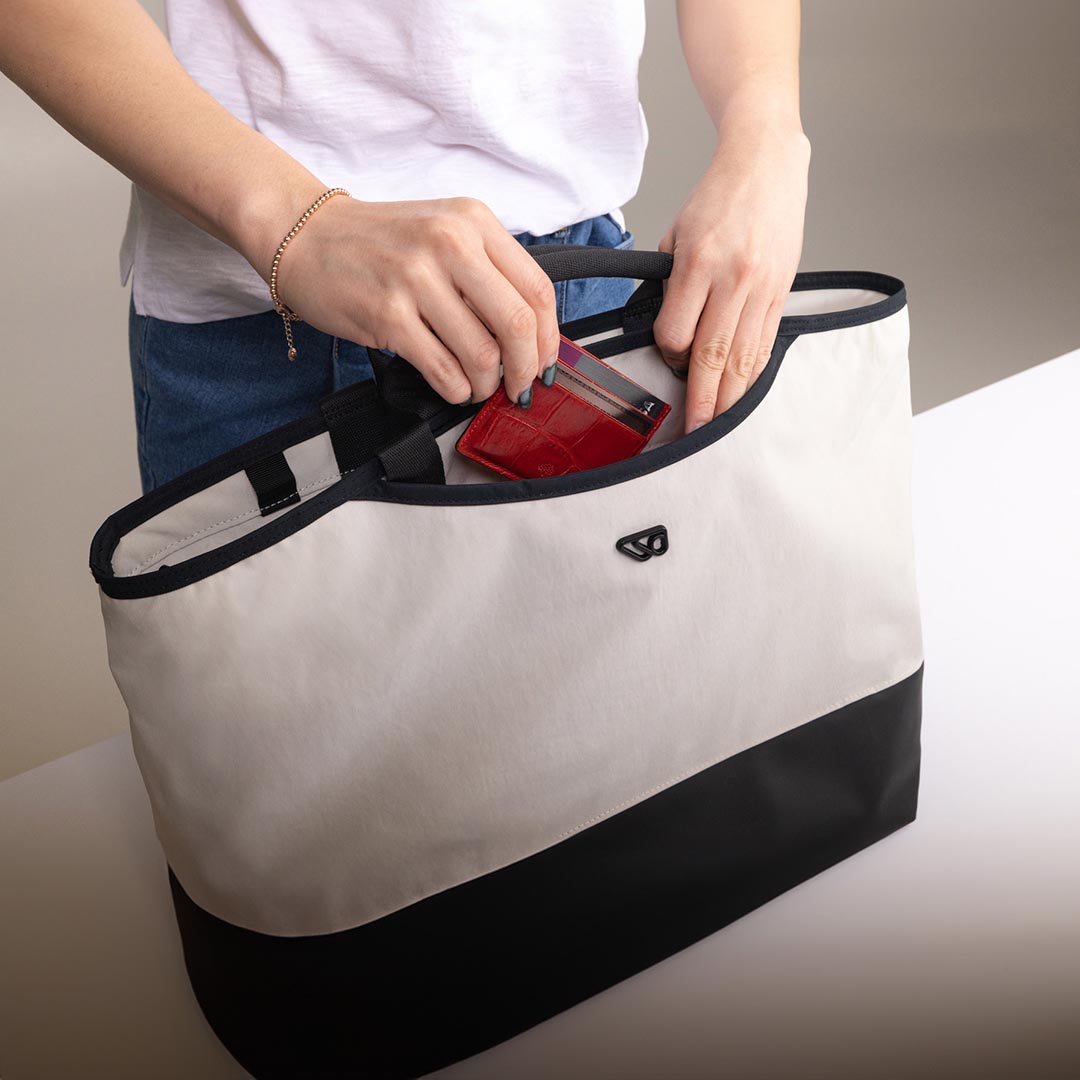 The WAYB Tote