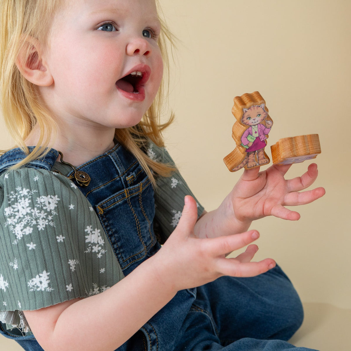 Finger Puppet Robot Duo | Made in the USA 🇺🇸