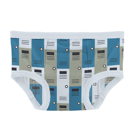 Print Training Pants in Locker Room