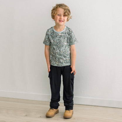 Cargo Pants in Midnight