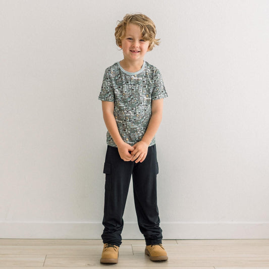 Cargo Pants in Midnight