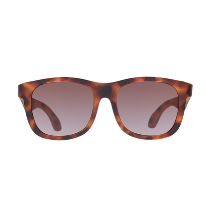Classic Tortoise Navigator | Polarized Gradient Amber Lenses