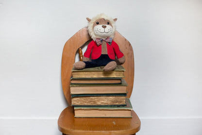 City Pals Plush Toy – Professor Dandy Lion