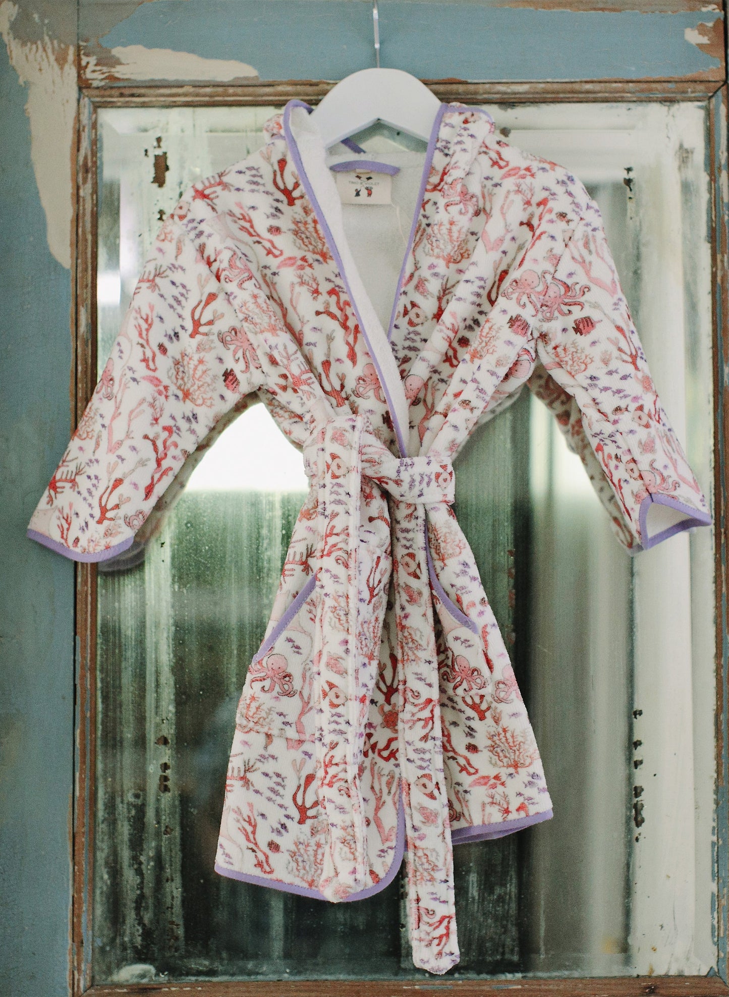 Organic Children’s Bathrobe – Rosy Coral Reef