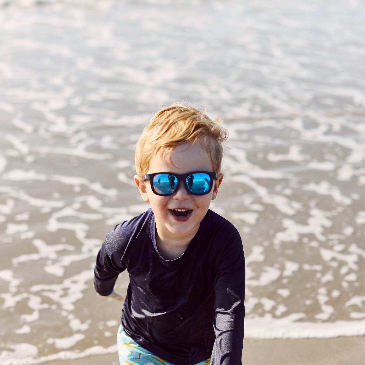 Jet Black Navigator | Polarized Cobalt Blue Mirrored Lenses