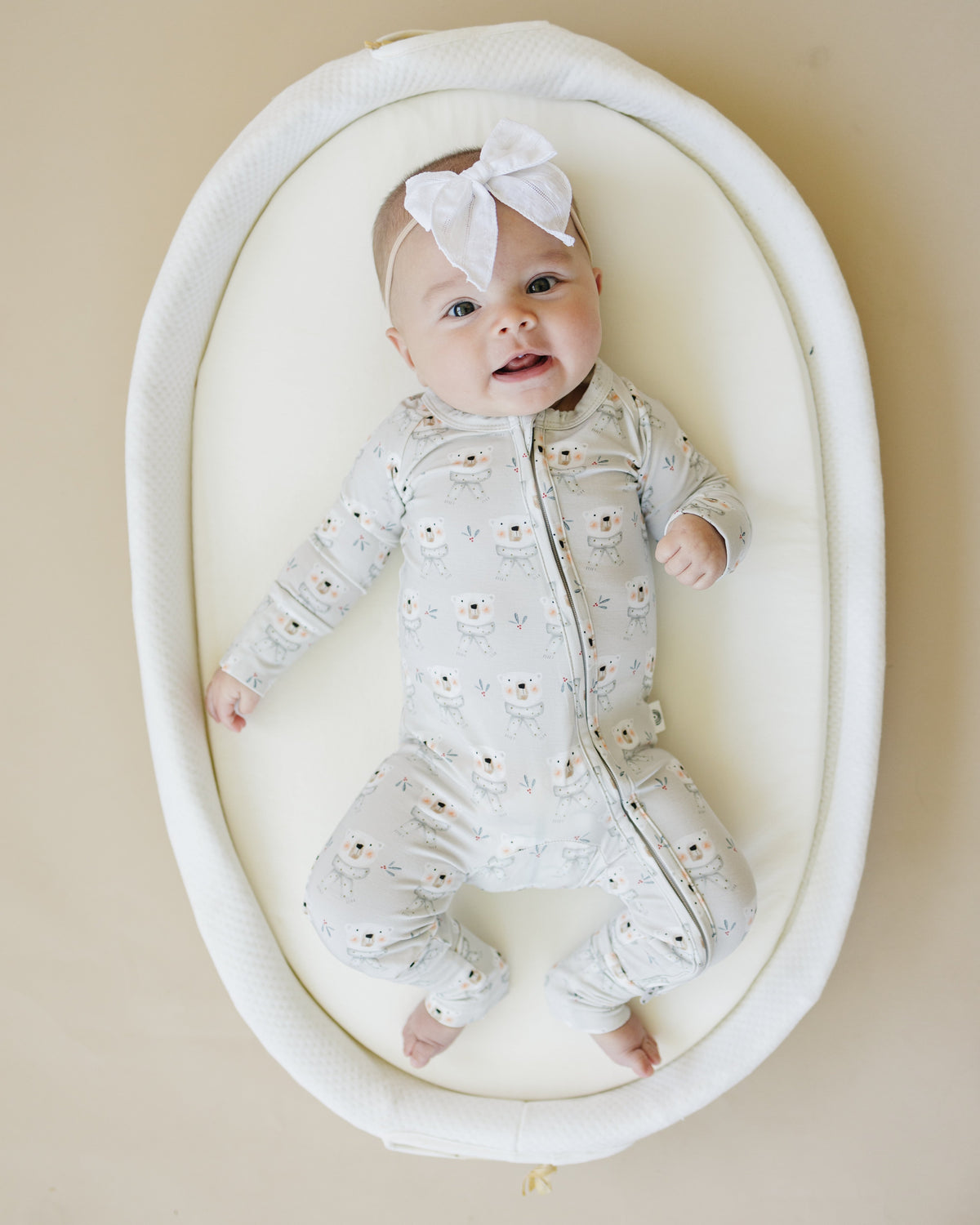 Polar Bear Zippy Romper *NB & 0-3m left