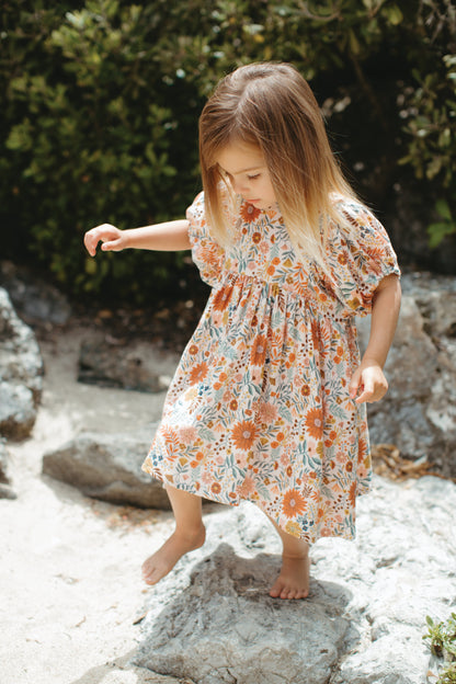 Dress with Puff Sleeves - Zinnia Bloom