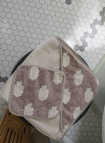 Hooded Bath Towel - Sweet Sheep Jacquard